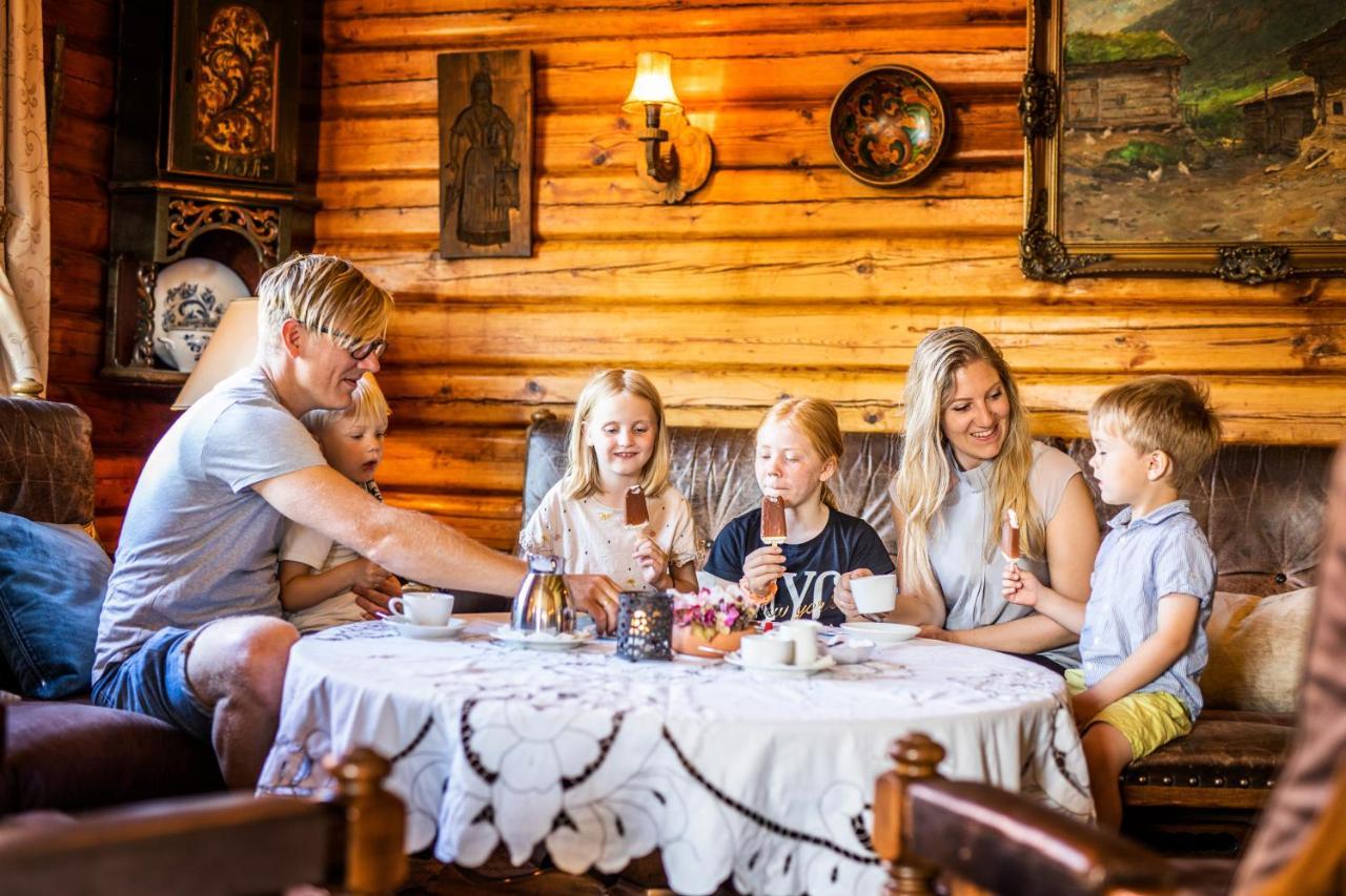 Straand Hotel Врадал Екстериор снимка