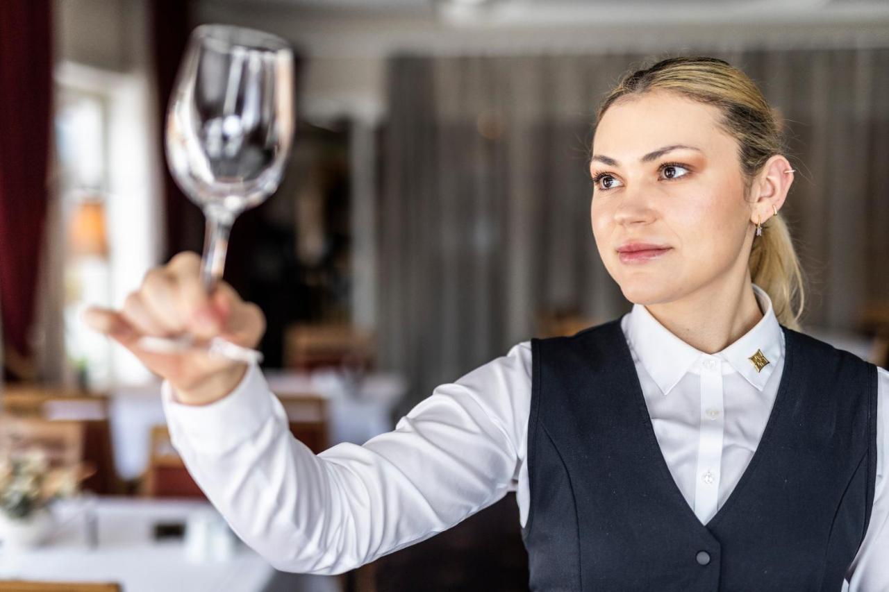 Straand Hotel Врадал Екстериор снимка