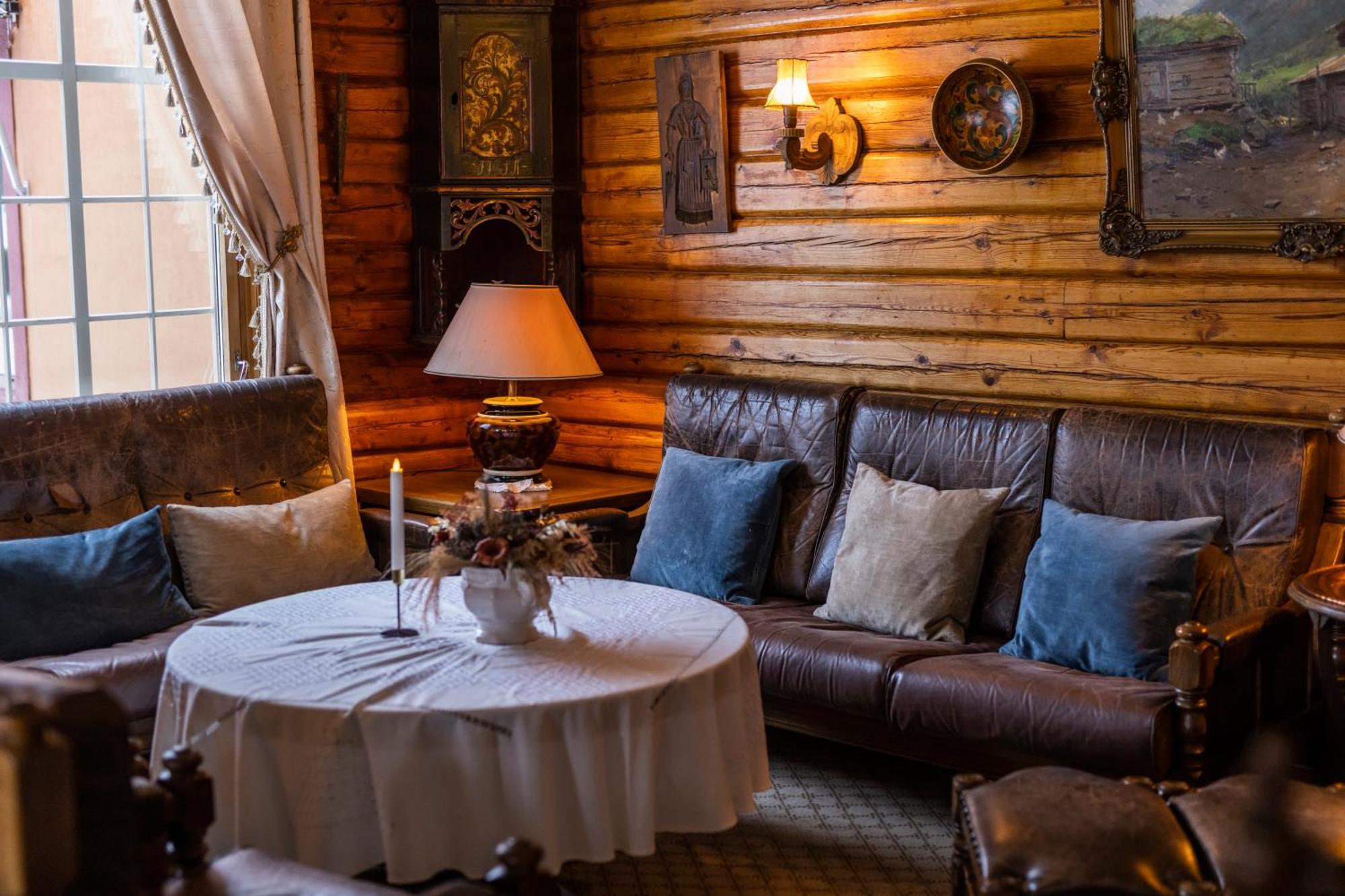 Straand Hotel Врадал Екстериор снимка